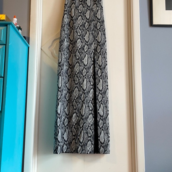 Alice + Olivia snake Jacquard Gown - Picture 3 of 6